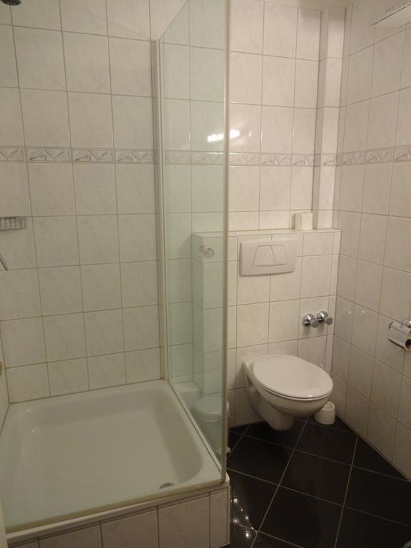 Hotel Buergerbraeu 오스나브루크 객실 사진