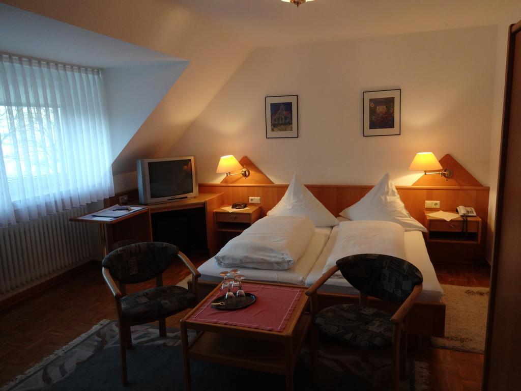 Hotel Buergerbraeu 오스나브루크 객실 사진