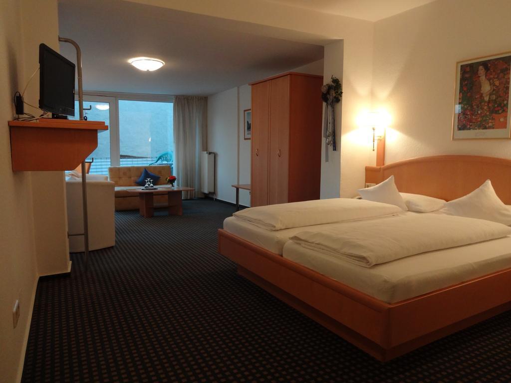 Hotel Buergerbraeu 오스나브루크 객실 사진